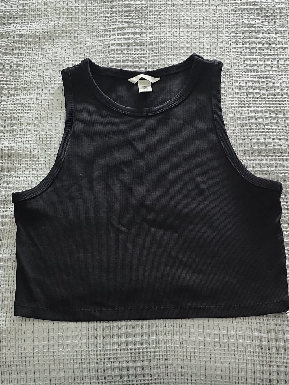 H&M Black Ribbed Cropped Tank - Sleeveless